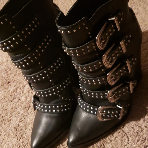 Steve Madden Comet Bootie Black - Picture 1 of 3